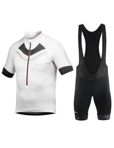 Conjunto de ciclismo Craft: comodidad y frescura para tus rutas de verano