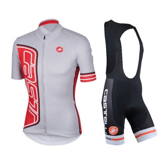 Equipación de ciclismo Castelli: comodidad y estilo para tus paseos de verano