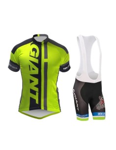 Conjunto corto de ciclismo Giant: comodidad y frescura para tus paseos