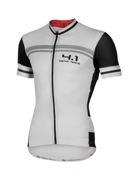 Conjunto corto de ciclismo Castelli: comodidad y estilo para tus rutas