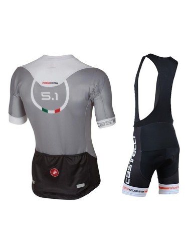 Conjunto de ciclismo Castelli: comodidad y estilo para tus paseos en verano