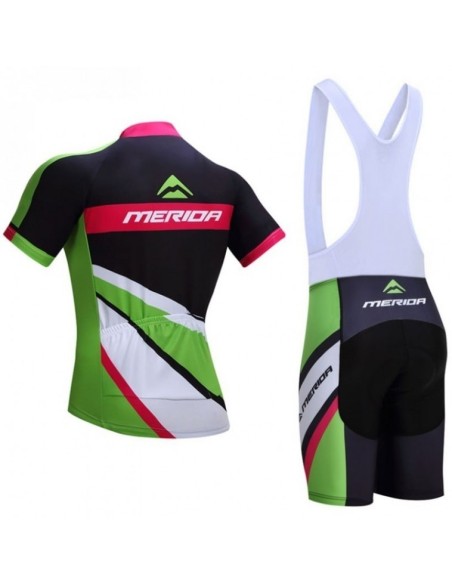 Conjunto corto de ciclismo Merida: comodidad y calidad para tus paseos