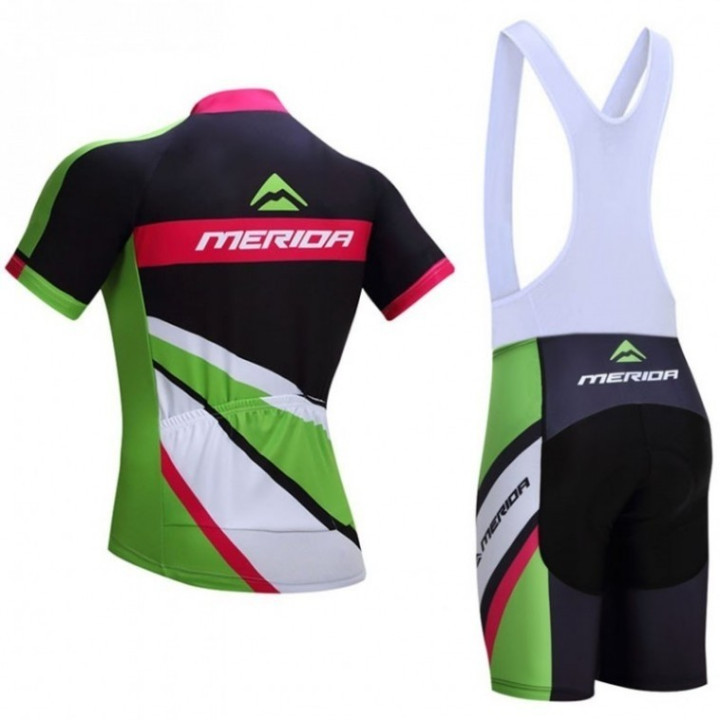 Conjunto corto de ciclismo Merida: comodidad y calidad para tus paseos