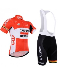 Conjunto de ciclismo Lotto: comodidad y estilo para tus paseos de verano