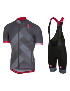 Equipación de ciclismo Castelli: comodidad y estilo para tus rutas