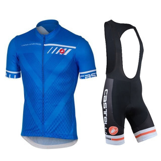 Equipación de ciclismo Castelli: comodidad y estilo para tus paseos de verano