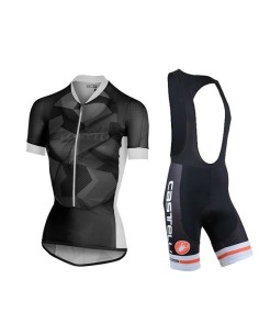 Conjunto de ciclismo Castelli: comodidad y estilo para tus paseos en verano
