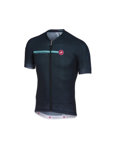 Equipación de ciclismo Castelli: comodidad y calidad para tus rutas de verano