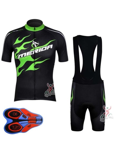 Conjunto corto de ciclismo Merida: comodidad y calidad para tus rutas
