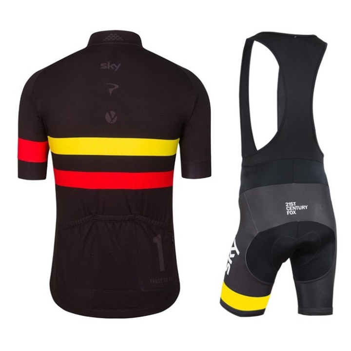 Equipación de ciclismo SKY: comodidad y estilo para tus rutas