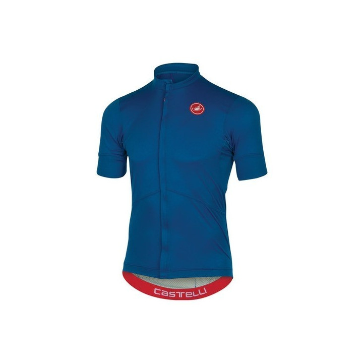 Equipación de ciclismo Castelli: comodidad y estilo para tus rutas