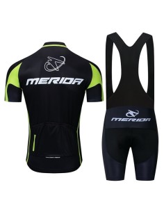 Conjunto de Ciclismo Corto Merida: Comodidad y Estilo para el Verano 2
