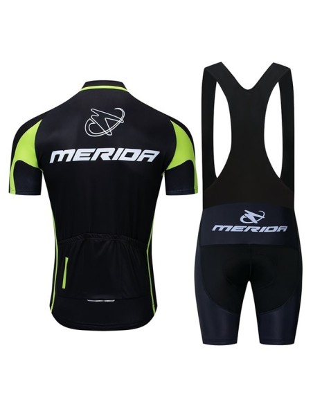 Conjunto de Ciclismo Corto Merida: Comodidad y Estilo para el Verano