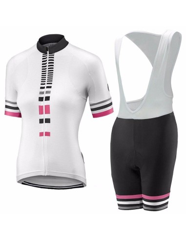 Conjunto corto de ciclismo Liv: comodidad y calidad para tus paseos de verano