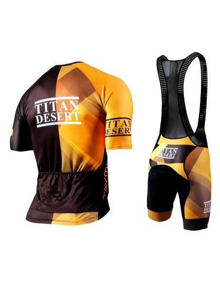 "Conjunto de ciclismo Titan Desert: comodidad y frescura para tus paseos"