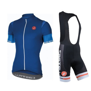 Conjunto de ciclismo Castelli: comodidad y calidad para tus rutas este verano
