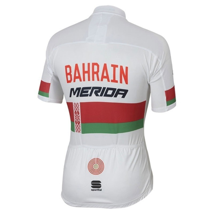 Conjunto corto de ciclismo Bahrain Merida para un verano cómodo y fresco