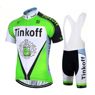 Equipación de ciclismo Tinkoff: comodidad y estilo para tus rutas de verano