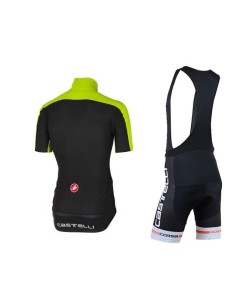 Conjunto Corto de Ciclismo Castelli: Comodidad y Estilo para el Verano 2