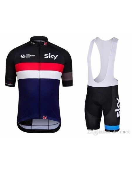 Conjunto de ciclismo corto SKY: comodidad y frescura para tus rutas