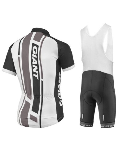 Conjunto de ciclismo corto Giant: comodidad y estilo para tus rutas