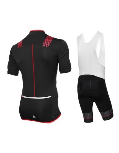 Conjunto de ciclismo Craft: comodidad y frescura para tus paseos de verano