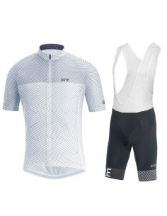 Conjunto corto de ciclismo Gore, comodidad y estilo para tus rutas