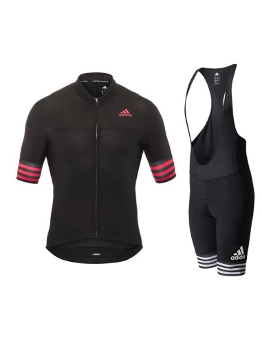 Conjunto corto de ciclismo Adidas: comodidad y estilo para tus paseos