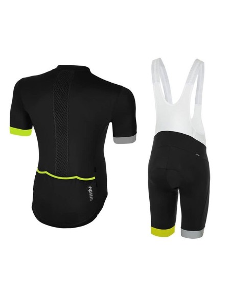 Conjunto corto de ciclismo rh+: comodidad y frescura para tus rutas