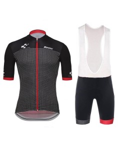 Conjunto de ciclismo corto Santini: comodidad y frescura para tus rutas