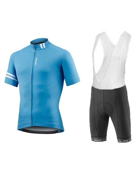 Conjunto de ciclismo Giant: comodidad y frescura para tus paseos de verano