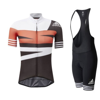 Conjunto corto de ciclismo Adidas: comodidad y estilo para tus rutas
