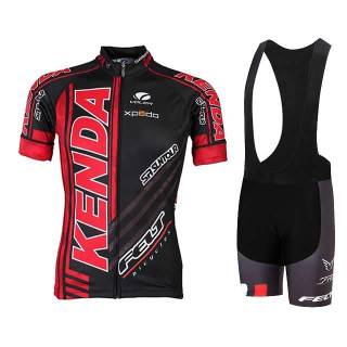 Equipación de ciclismo Kenda: comodidad y frescura para tus rutas