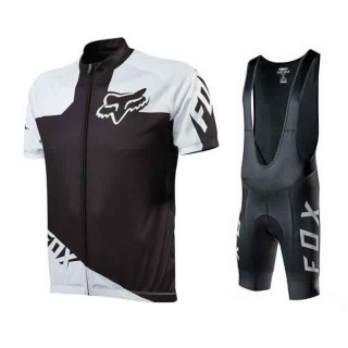 Conjunto de ciclismo corto Fox: comodidad y calidad para tus paseos