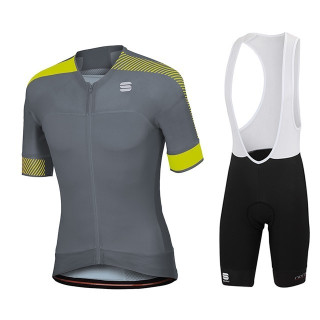Conjunto corto de ciclismo Sportfull: comodidad y calidad para tus paseos