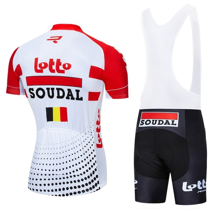 Conjunto de ciclismo Lotto: comodidad y estilo para tus rutas de verano