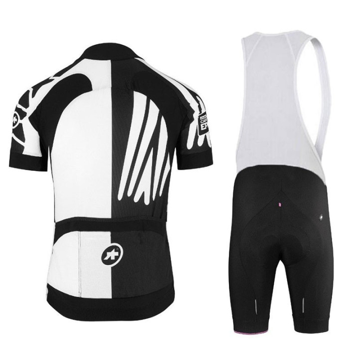 Conjunto de ciclismo Assos: comodidad y frescura para tus paseos de verano