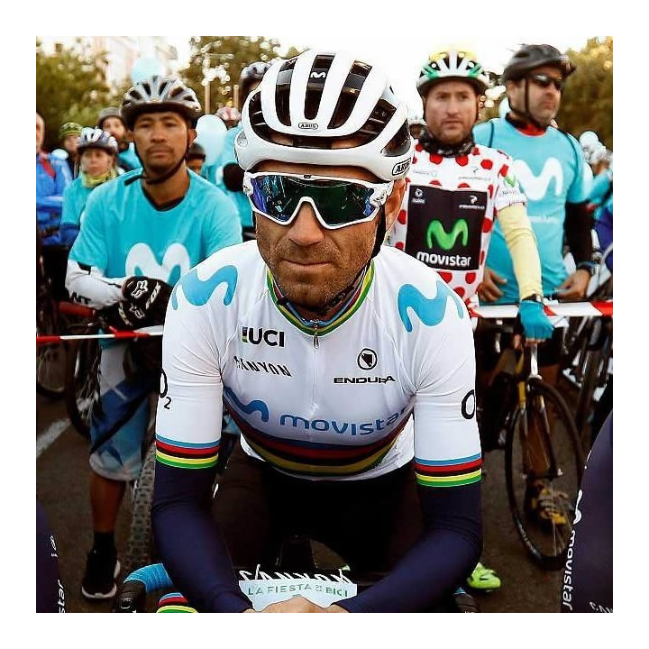 Conjunto de Ciclismo Movistar: Comodidad y Estilo para tus Rutas