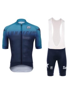 Conjunto de ciclismo Santini: comodidad y estilo para tus paseos de verano