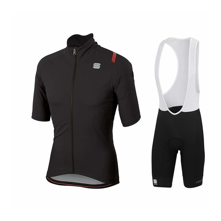 Conjunto de ciclismo corto Sportfull: comodidad y frescura para tus rutas