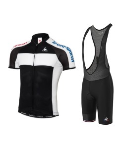 Conjunto de ciclismo corto Le Coq Sportif: comodidad y estilo para tus rutas