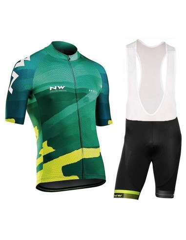 Conjunto corto de ciclismo Northwave: comodidad y estilo para tus rutas