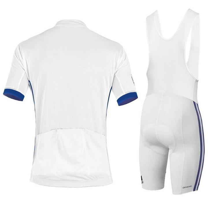 Equipación de ciclismo Real Madrid: comodidad y estilo para tus paseos