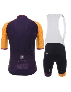 Conjunto de ciclismo corto Santini: comodidad y estilo para tus paseos 2
