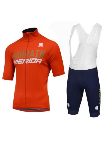 Equipación de ciclismo Merida: comodidad y estilo para tus paseos