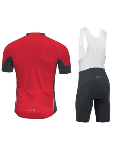 Conjunto corto de ciclismo Gore: comodidad y frescura para tus paseos