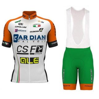 Conjunto corto de ciclismo Bardiani: comodidad y frescura para tus pedaleadas