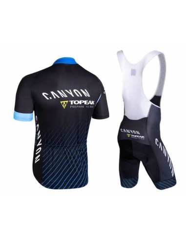 Conjunto corto de ciclismo Canyon: comodidad y frescura para tus rutas
