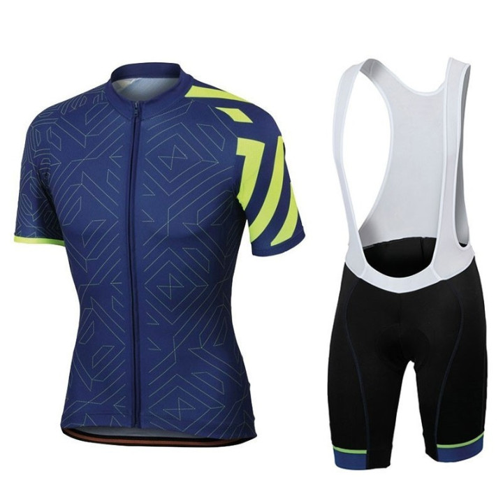 Conjunto corto de ciclismo Sportfull: comodidad y frescura para tus aventuras en bicicleta