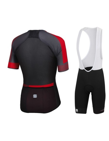 Conjunto de ciclismo Sportfull: comodidad y calidad para tus rutas